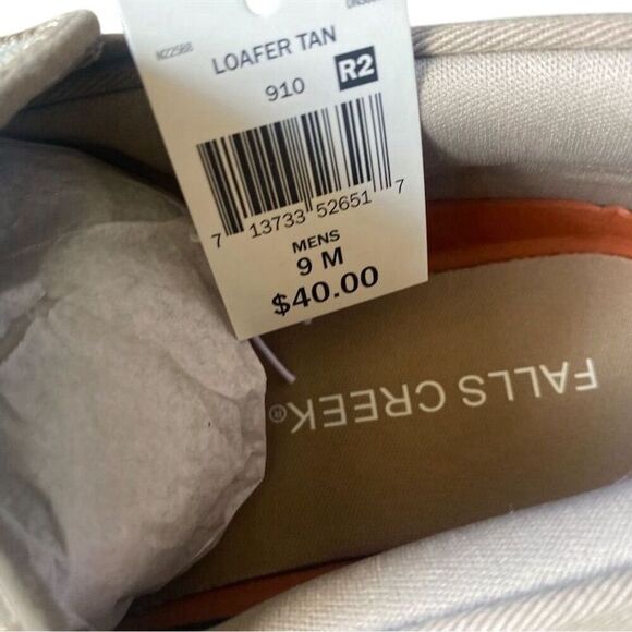 Men's Brown Loafer Slip-On Shoes Size 9M Casual Comfort Durable - Picture 2 of 8